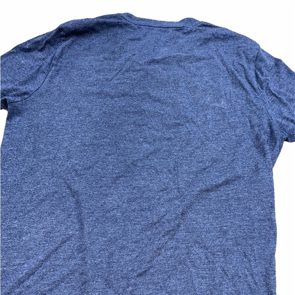 Banana Republic blue graphic T-shirt size medium - Picture 2 of 5